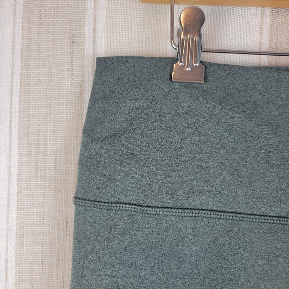 Aerie Chill Play‎ Move Biker Shorts Green Size XXL Extra Extra Large - Picture 2 of 12